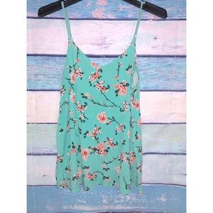 Torrid Tank Size 00.